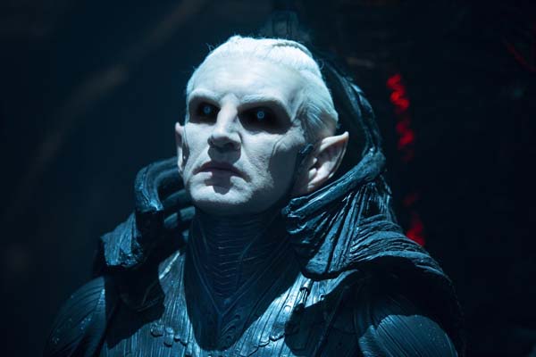 Christopher Eccleston dans Thor: Le monde des ténèbres (2013)