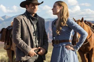 James Marsden et Evan Rachel Wood dans Westworld (2016)