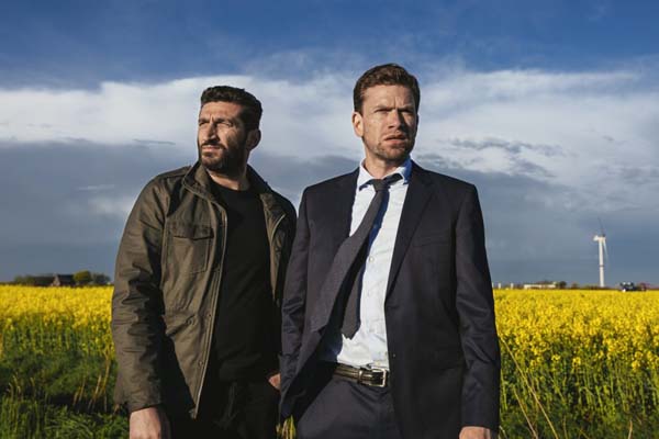 Fares Fares et Nikolaj Lie Kaas dans Les enquêtes du Département V: Délivrance (2016)