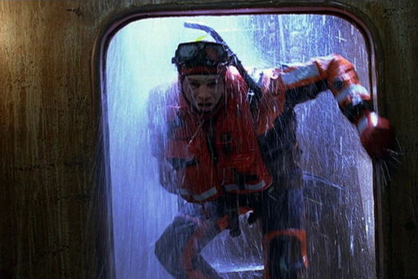 Ashton Kutcher dans Coast Guards (2006)