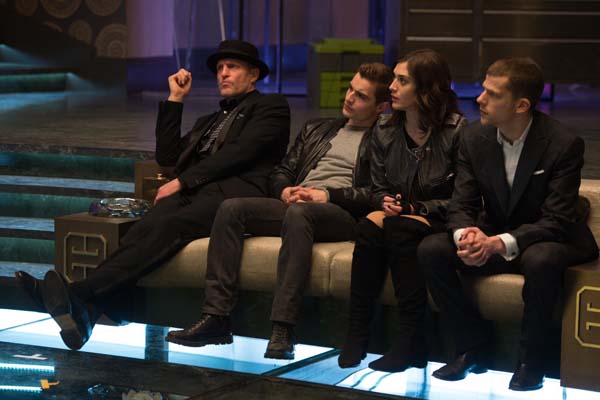 Woody Harrelson, Lizzy Caplan, Jesse Eisenberg, et Dave Franco dans Insaisissables 2 (2016)