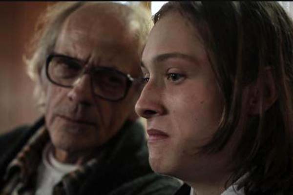 Christopher Lloyd et Max Records dans I Am Not a Serial Killer (2016)