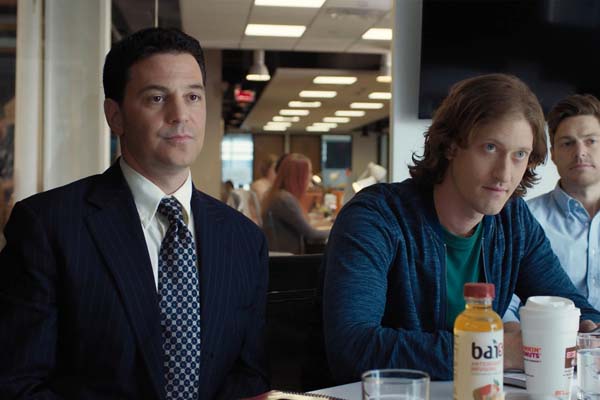 David Alan Basche, Nate Corddry, et Samuel Roukin dans Equity (2016)