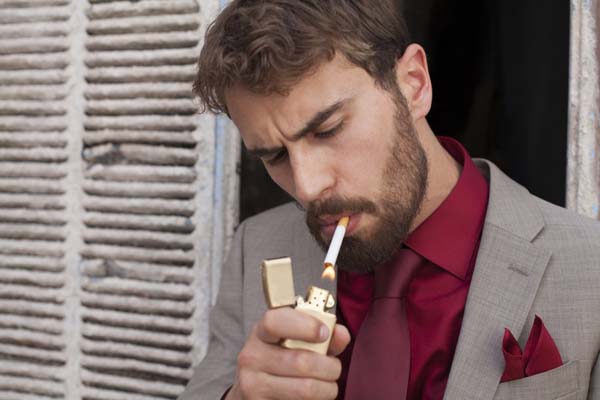 Theo James dans War on Everyone (2016)