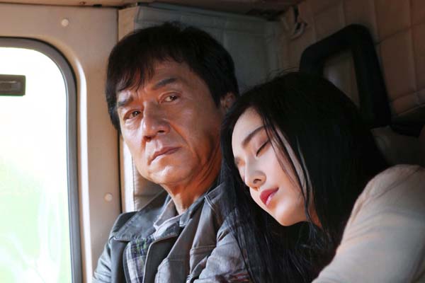 Jackie Chan et Bingbing Fan dans La Filature (2016)