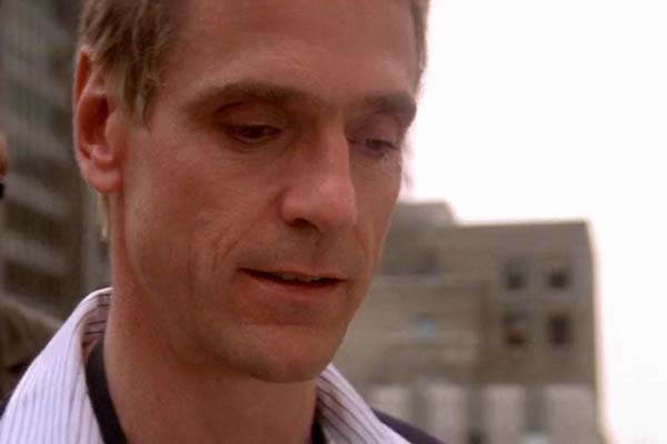 Jeremy Irons dans Une Journée en Enfer (1995)