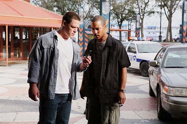 John Cena et Brian J. White dans 12 Rounds (2009)