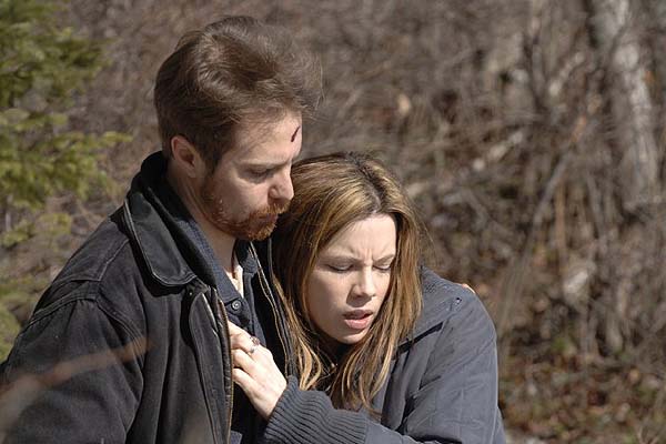 Kate Beckinsale et Sam Rockwell dans Snow Angels (2007)