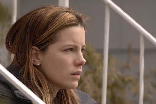 Kate Beckinsale dans Snow Angels (2007)