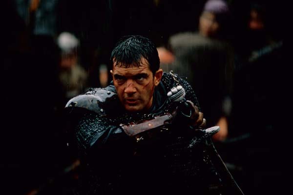 Antonio Banderas dans The 13th Warrior (1999)