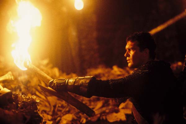 Antonio Banderas dans The 13th Warrior (1999)