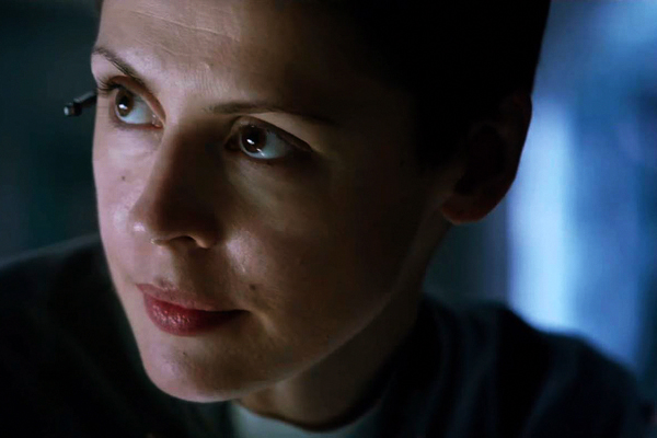 Olga Dihovichnaya dans Life (2017)