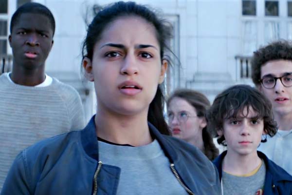 Stéphane Bak, Sofia Lesaffre, Jean-Stan DuPac, Paul Scarfoglio, et Thomas Doret dans Seuls (2017)