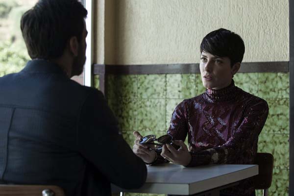 Bárbara Lennie et Mario Casas dans Contratiempo (2016)