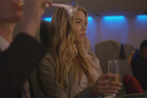Denise Richards dans Altitude (2017)