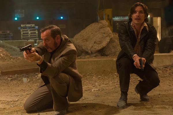Cillian Murphy et Michael Smiley dans Free Fire (2016)