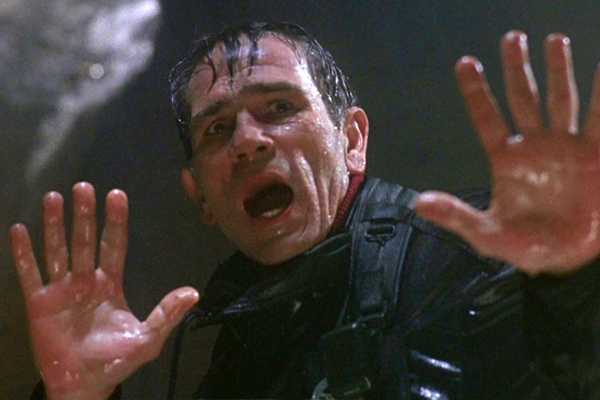 Tommy Lee Jones dans The Fugitive (1993)