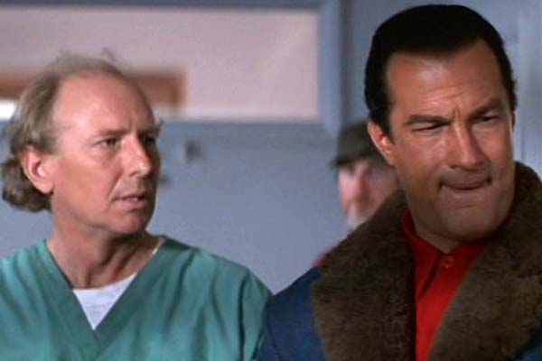 Steven Seagal dans Piège à Haut Risque (1998)