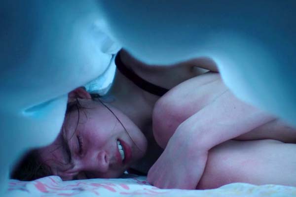 Garance Marillier dans Grave (2016)