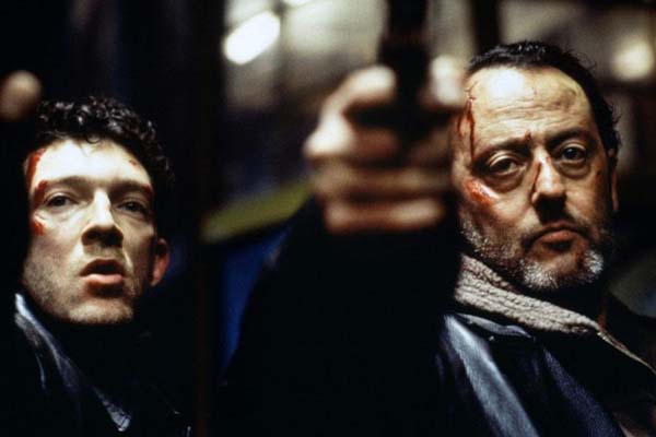 Jean Reno et Vincent Cassel dans Les Rivières Pourpres (2000)