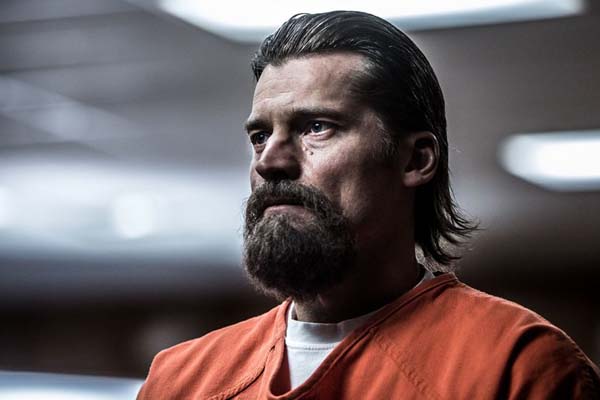 Nikolaj Coster-Waldau dans Shot Caller (2017)