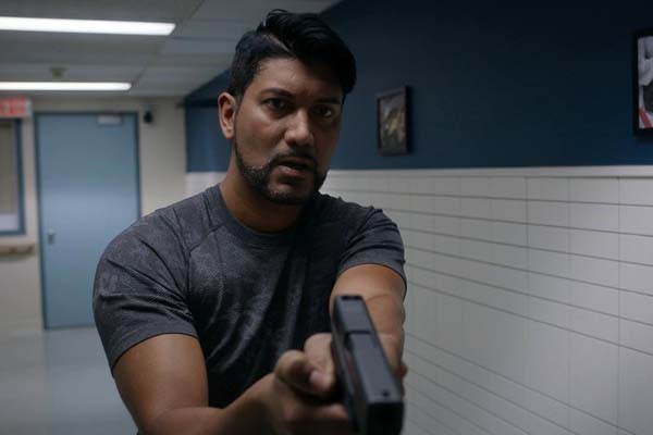 Zahf Paroo dans S.W.A.T.: Under Siege (2017)