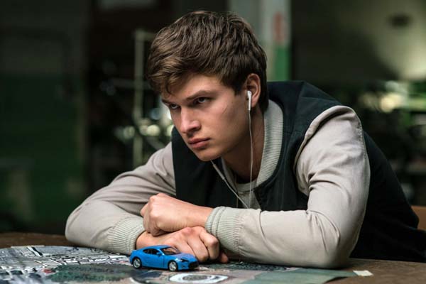 Ansel Elgort dans Baby Driver (2017)