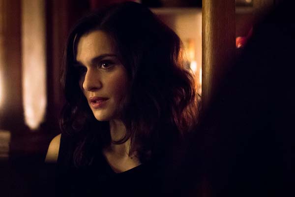 Rachel Weisz dans Complete Unknown (2016)