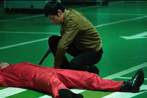 Jang Dong-gun dans No Tears for the Dead (2014)