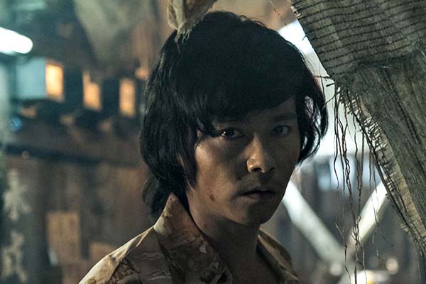 Jin Zhang dans Dealer/Healer (2017)