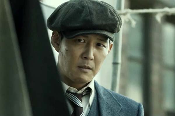 Lee Jung-jae dans Memories of War (2016)