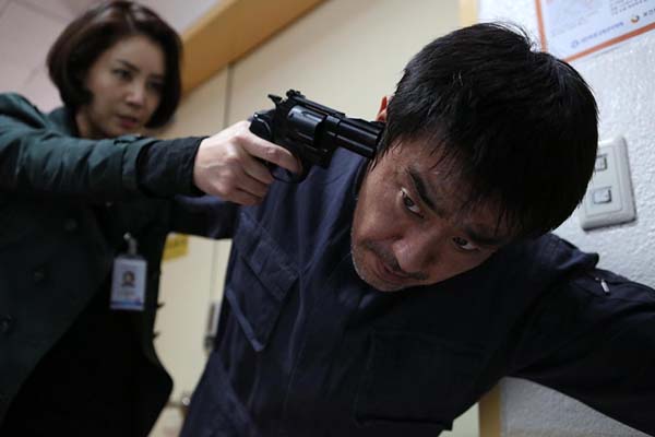 Ryu Seung-ryong dans The Target (2014)