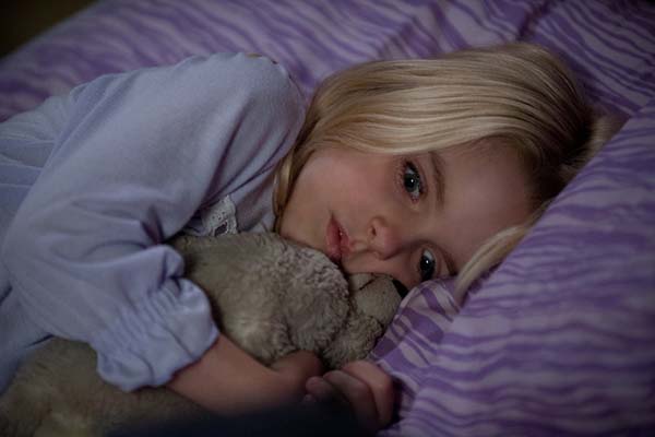 Mckenna Grace dans Amityville: The Awakening (2017)