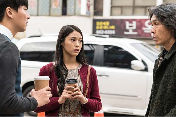 Kyoung-gu Sul, Nam-gil Kim, et Seol-Hyun Kim dans Memoir of a Murderer (2017)