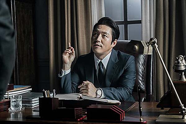 Jang Hyuk dans Ordinary Person (2017)