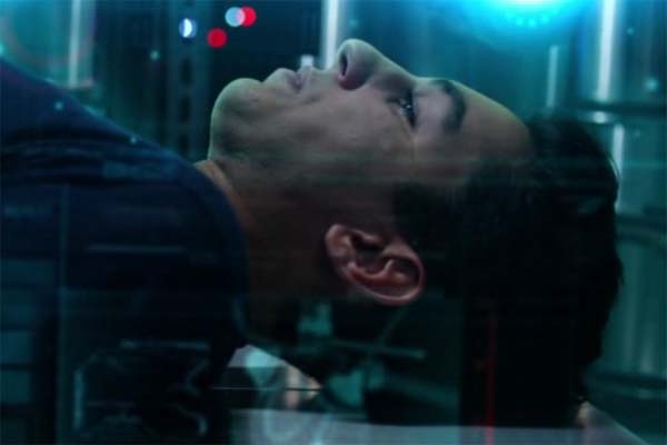 Julian Schaffner dans Singularity (2017)