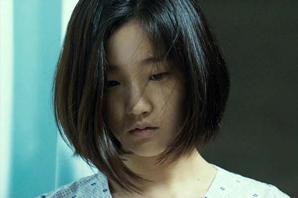 Park So-dam dans The Priests (2015)