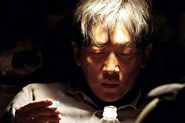 Ha Jung-woo dans Tunnel (2016)