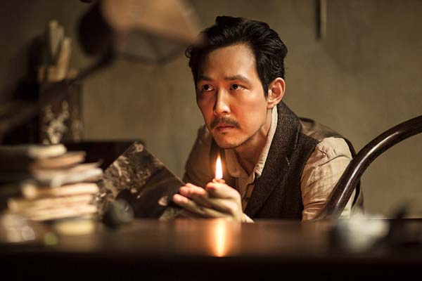 Lee Jung-jae dans Assassination (2015)