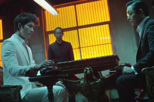 Jung Woo-sung et Lee Beom-soo dans The Divine Move (2014)