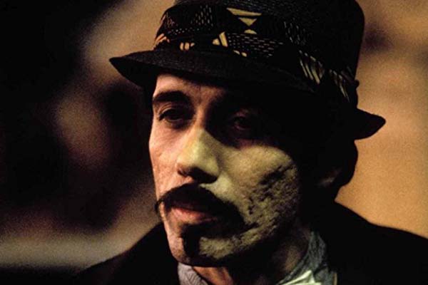 Edward James Olmos dans Blade Runner (1982)