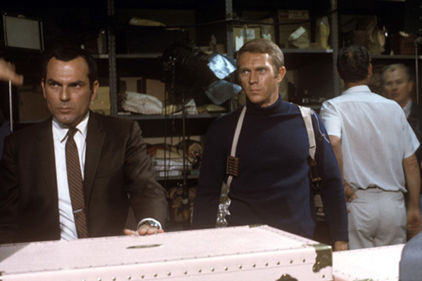 Steve McQueen et and Don Gordon dans Bullitt (1968)