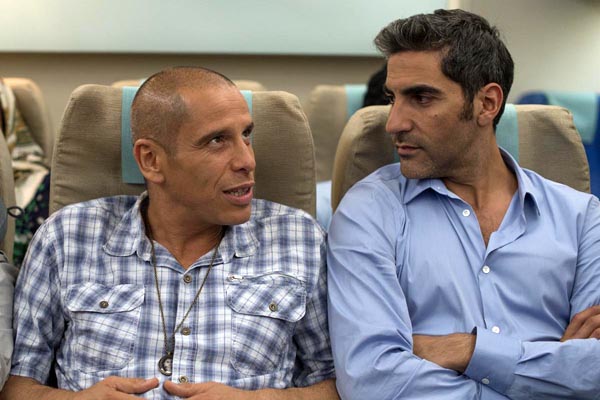 Ary Abittan et Medi Sadoun dans Débarquement Immédiat (2016)