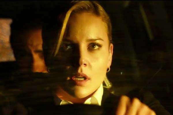 Abbie Cornish dans Geostorm (2017)