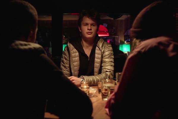 Ansel Elgort dans November Criminals (2017)