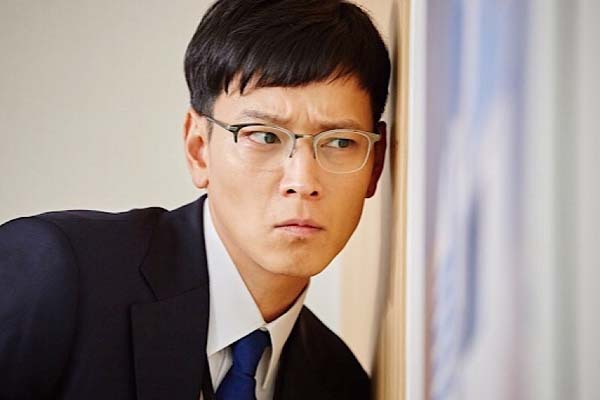 Kang Dong-won dans A Violent Prosecutor (2016)