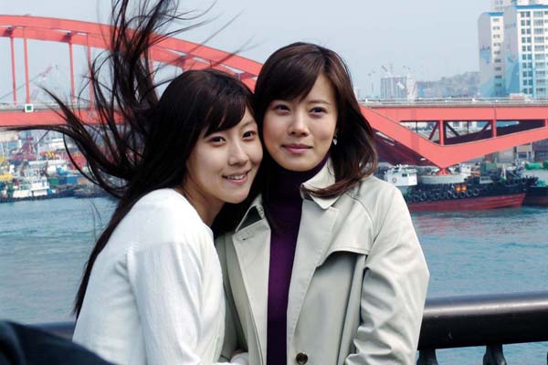 Yoo Sun et Chae Min-seo dans The Wig (2005)