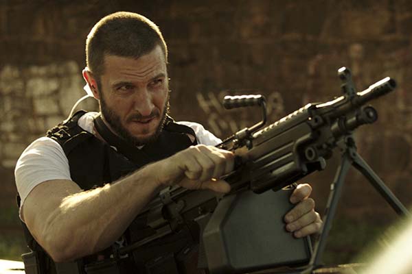 Pablo Schreiber dans Criminal Squad (2018)