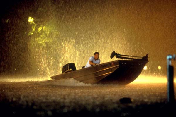 Christian Slater dans Hard Rain (1998)