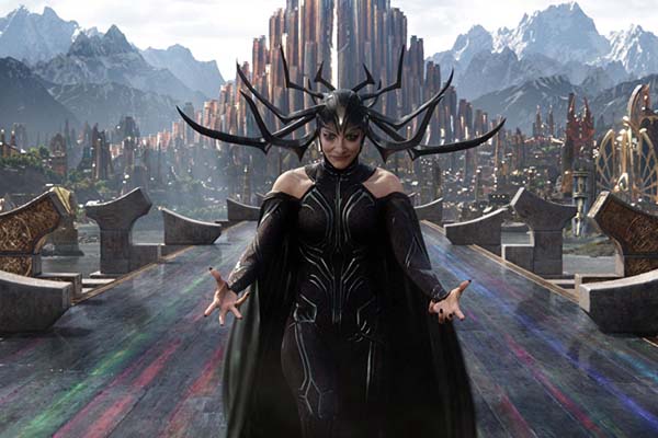 Cate Blanchett dans Thor: Ragnarok (2017)
